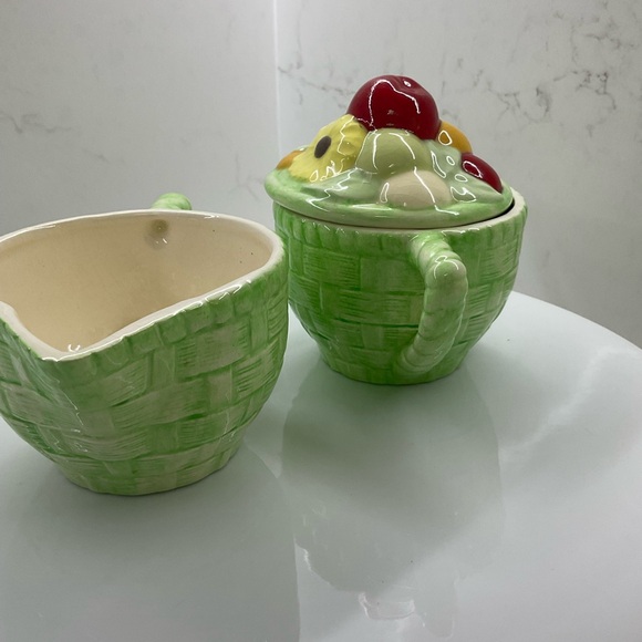 Vintage 70’s Fruit Basket Ceramic Sugar & Creamer Set - Picture 6 of 11